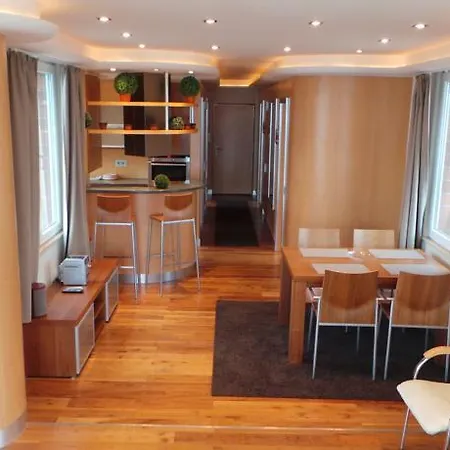 아파트 Galerius Harmony Penthouse