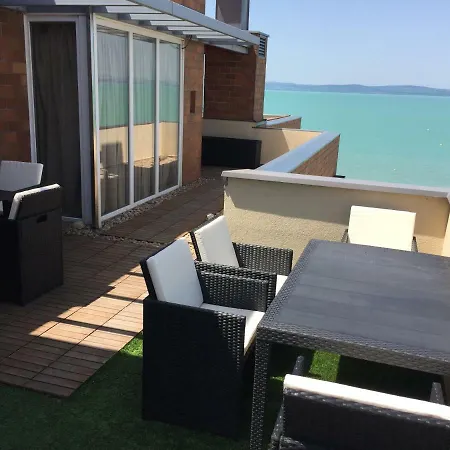 아파트 Galerius Harmony Penthouse